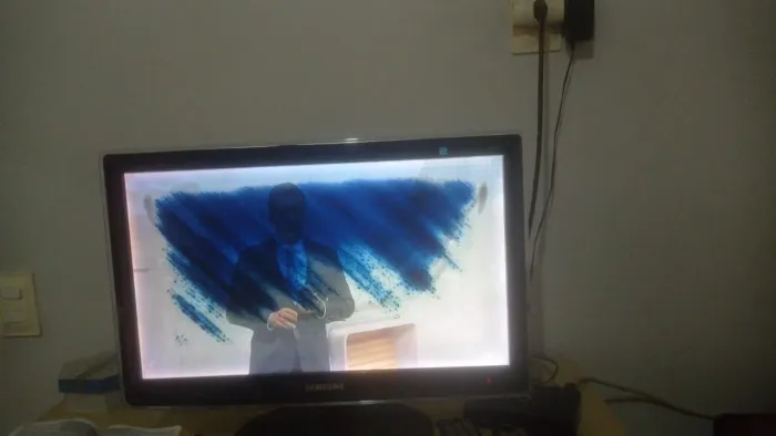 Tv com defeito