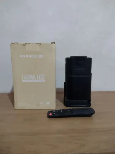 Projetor Portátil Magcubic Hy320 Ultra HD com Android