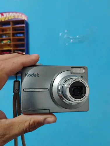 Camera digital Kodak 8.2 mp EasyShare C813