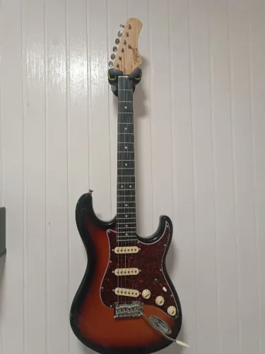 Guitarra Tagima T635 Sunburst