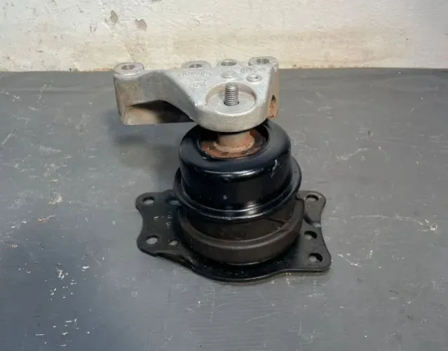 Coxim do motor saveiro G9