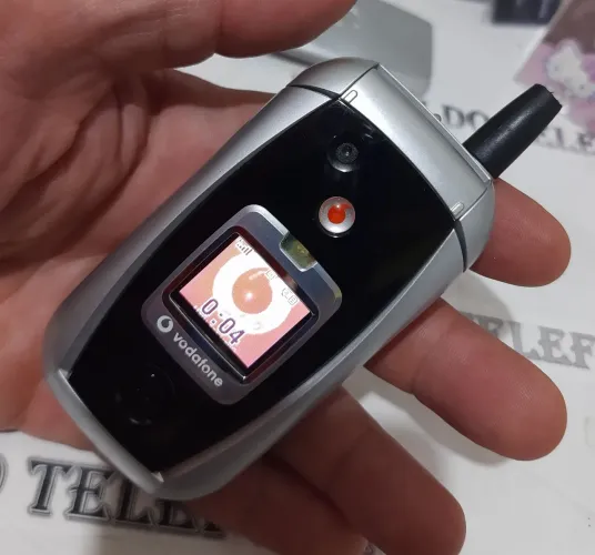Motorola v980 VODAFONE celular antigo de chip RELIQUIA único