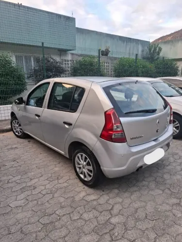 Renault Sandero Authentique Hi-flex 1.0 16V 5P 2012