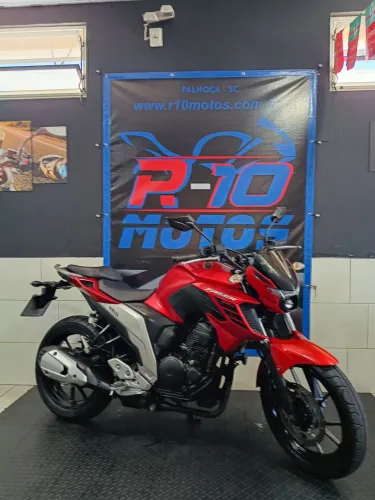 FZ25 250 / BAIXA KM