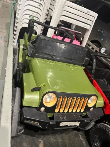 Carro elétrico infantil