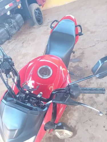 Vendo Honda fan 160 ano 2019 quitada 