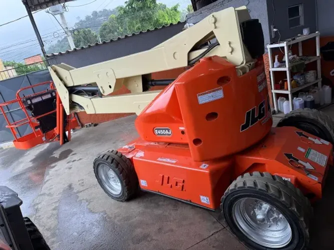 Plataforma Articulada Elétrica JLG 450AJ