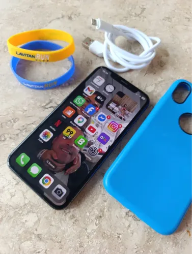 IPHONE X DE 256GB BLACK ÚNICO DONO ( Detalhe )