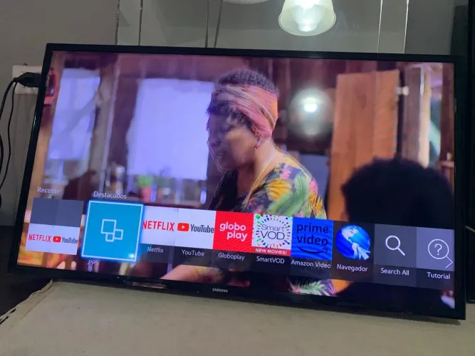 TV Smart 40 polegadas