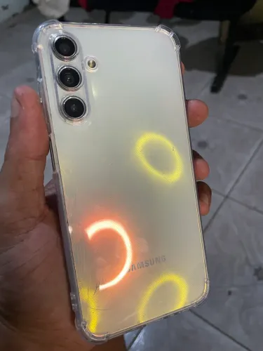 Celular Samsung A15 5G 128 gigas funcionando tudo perfeitamente sem defeitos