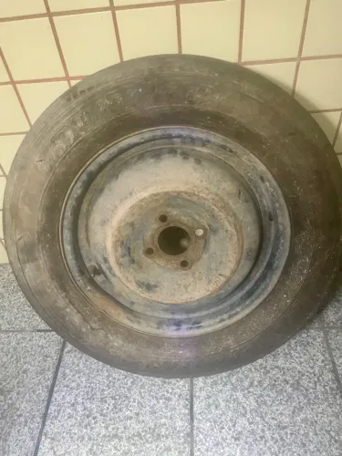 Vende se aro 15 jance 