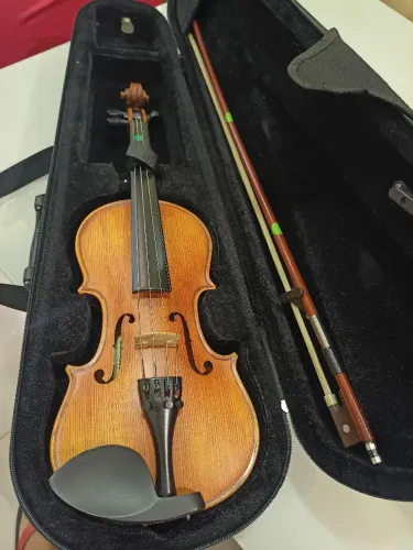 Violino Infantil Guarnieri 1/2 (7 a 9 Anos) - Muito Conservado