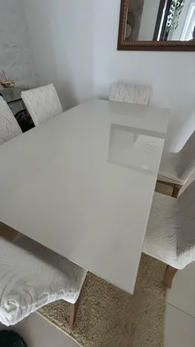 Mesa de jantar retangular 6 lugares com cadeiras