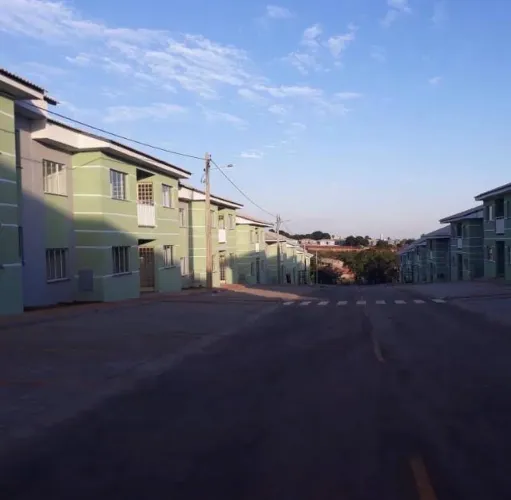 Vendo apartamento térreo/residencial Liyon, setor de chácaras Anhanguera C