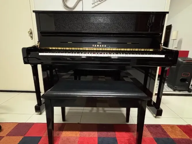 PIANO VERTICAL YAMAHA U1J PE