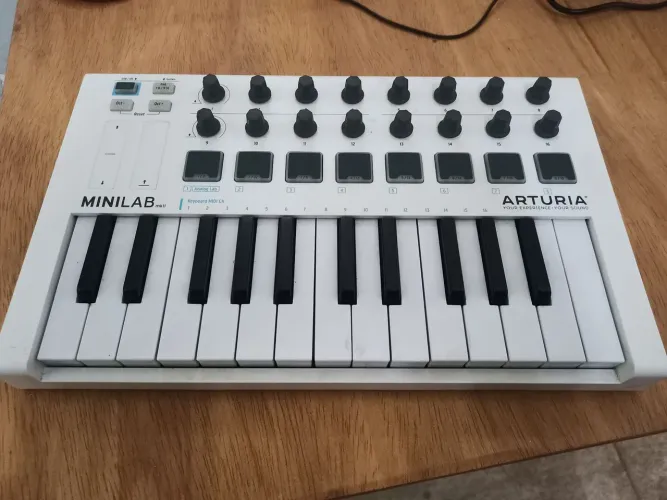 TECLADO MINI CONTROLADOR