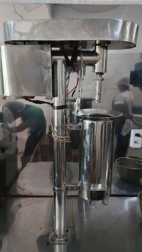 Máquina de bater açaí.