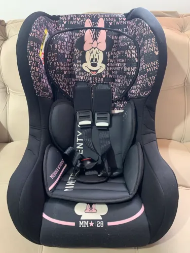 Cadeirinha automotiva menina