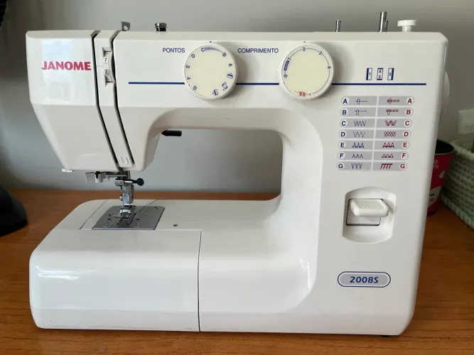 Máquina de costura JANOME