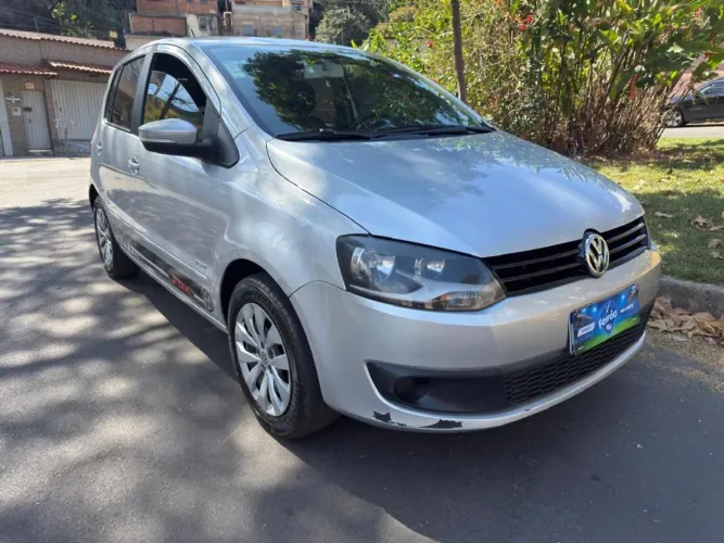 Volkswagen Fox 1.6 MI Total Flex 8V 5P 2013