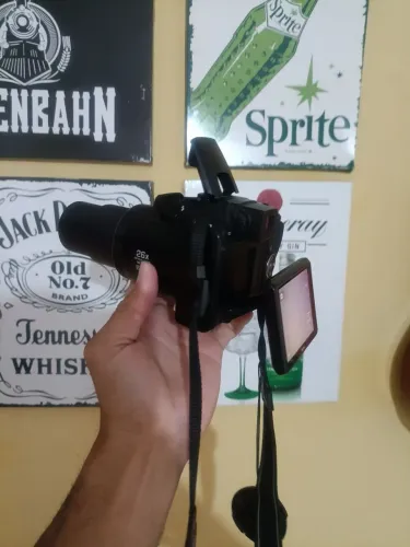 Camera fotográfica Nikon p100 leia o anúncio