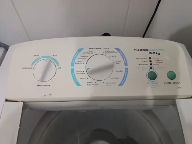 (Oportunidade) Máquina de lavar eletrolux 9Kg funcionando perfeitamente
