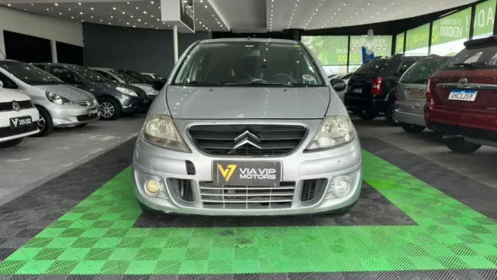 Citroen C3 GLX 1.4/ GLX Sonora 1.4 Flex 8V 5P 2011