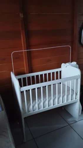 Mini berco sem colchão