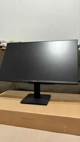 Monitor Samsung Essential S3