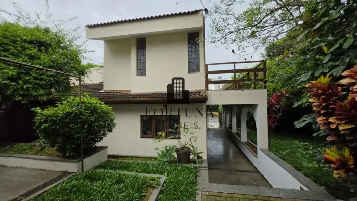 Casa com 3 dormitórios para alugar, 235 m² por R$ 9.050/mês - Jardim da Saúde - São Paulo/