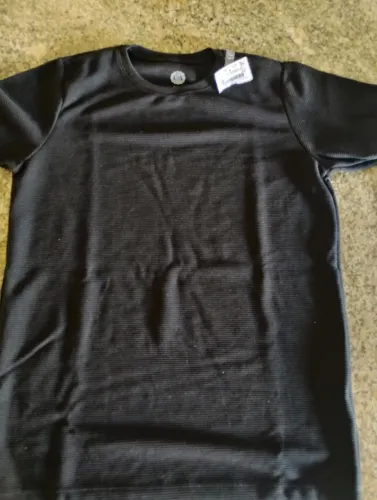 Camiseta CeA tamanho 16