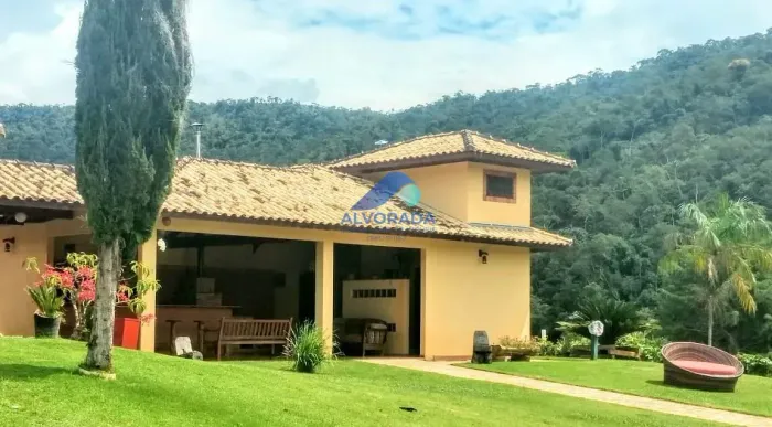 Chácara à venda no bairro Morro Azul - Paraibuna