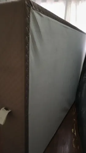 Vendo uma cama box de casal