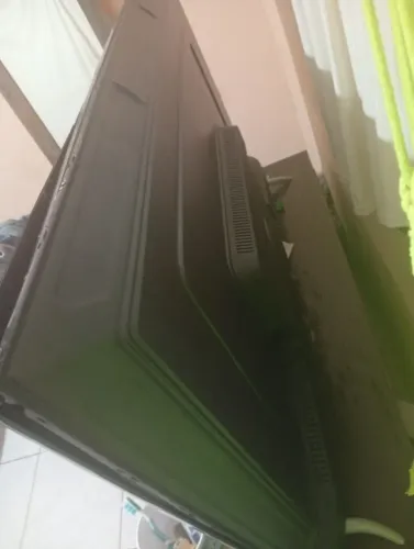 Tv pra aproveitar as peças