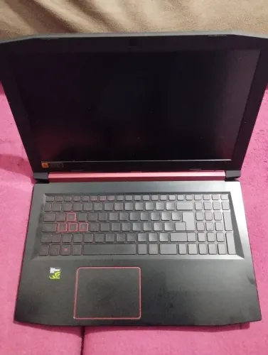 Notebook gamer Acer Nitro 5 - i7 e 1050 TI