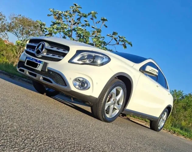 Mercedes-Benz GLA 200 Enduro 1.6 TB 16V Flex Aut. 2018