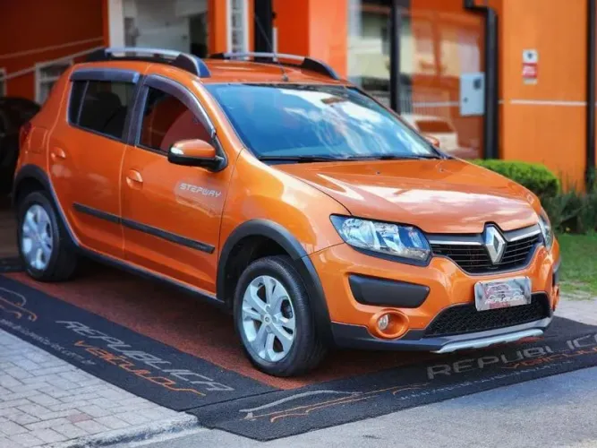 Renault Sandero Step. Easy R H-power 1.6 8V 2015