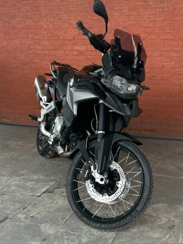 MOTO F850