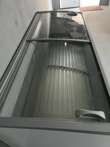 Expositor ilha para congelados