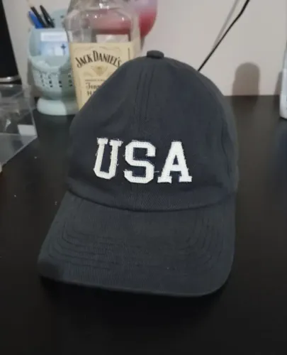 Dois bonés original 