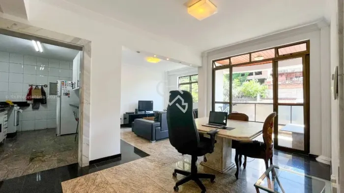 Apartamento com 4 quartos à venda em Belo Horizonte