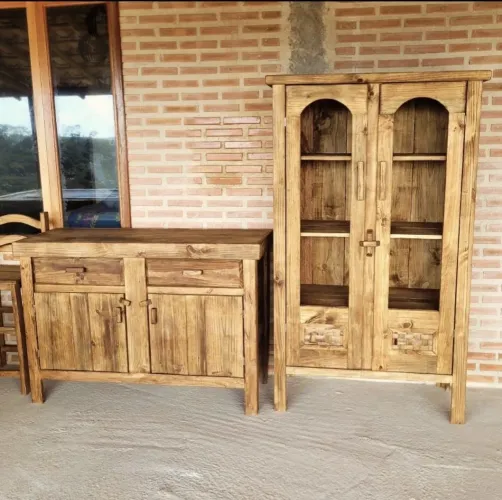 Buffet e cristaleira