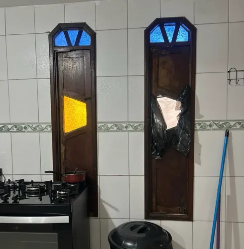 2 Seteiras