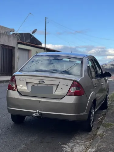 Ford Fiesta Sed. 1.6 8V Flex 4P 2008