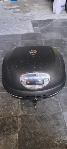 Bau Givi 33L Completo