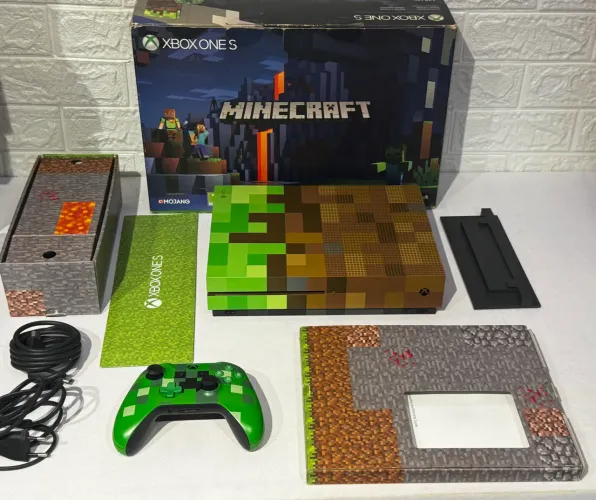 Console Xbox One Ed Limitada Minecraft muito lindo zerado