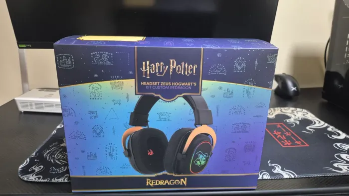 Headset Gamer Redragon Zeus Hogwarts RGB edição especial - Lacrado na caixa!