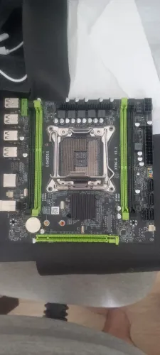 Placa Mãe ddr3 conservada