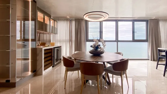Apartamento Frente Mar com 3 Suítes no Copenhagen na Barra Sul em Balneário Camboriú