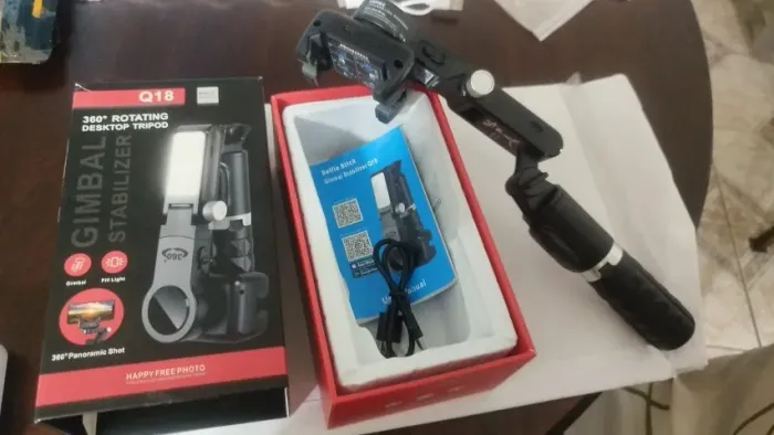 GIMBAL Q18 Selfie Stabilizer Gimbal Para Celulares De 360° NOVO